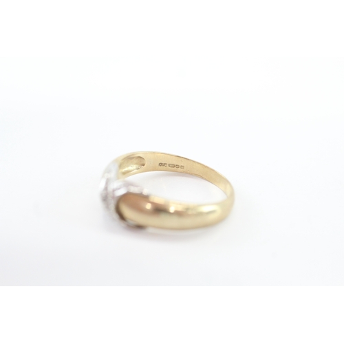 11 - 9ct gold diamond dress ring (2.1g) Size N