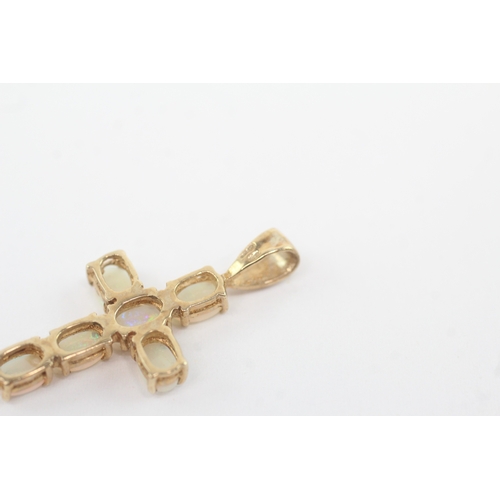 12 - 9ct gold opal cross pendant (2.1g)