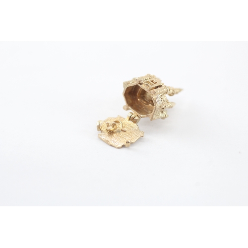 23 - 9ct gold mouse in castle charm (2.5g)