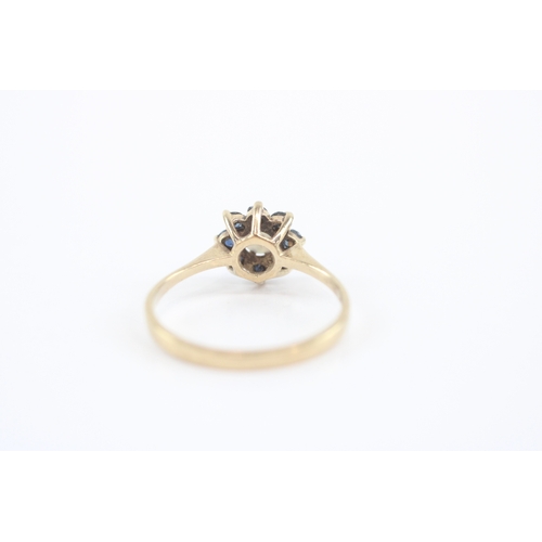 35 - 9ct gold opal sapphire cluster ring (1.6g) Size N
