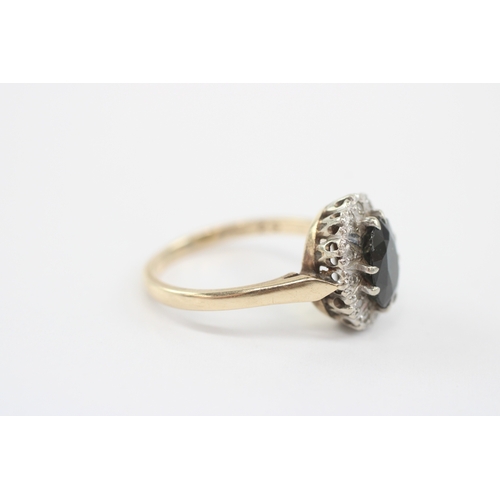 39 - 9ct gold sapphire diamond cluster ring (3.2g) Size M