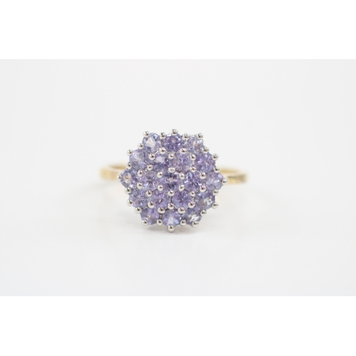 41 - 9ct gold tanzanite cluster ring (2.5g) Size P