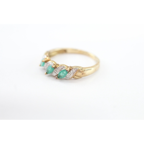 9 - 9ct gold emerald diamond half eternity ring (2.1g) Size O
