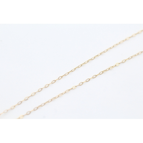 46 - 9ct gold diamond set trilogy pendant necklace (1.4g)