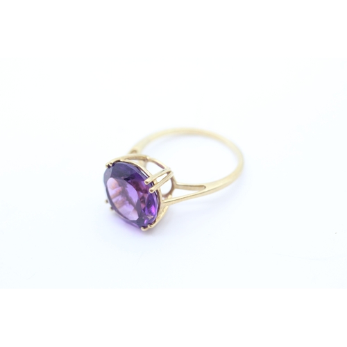 51 - 9ct gold amethyst solitaire ring (3g) Size N 1/2