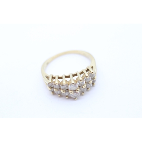 11 - 10ct gold diamond graduated two row ring (3.9g) Size M 1/2