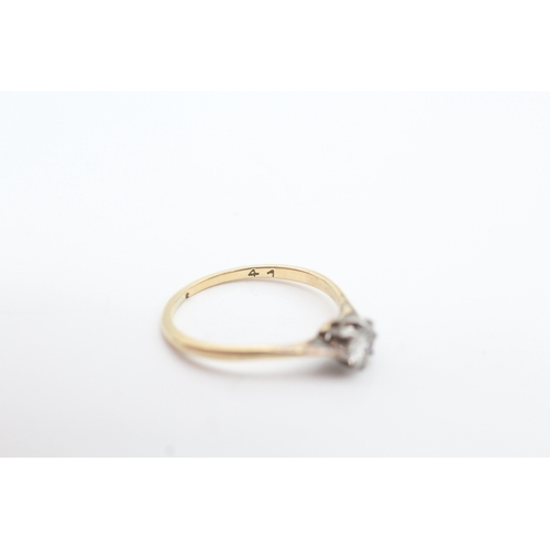 20 - Antique 18ct gold and diamond set band ring (1.9g) Size O