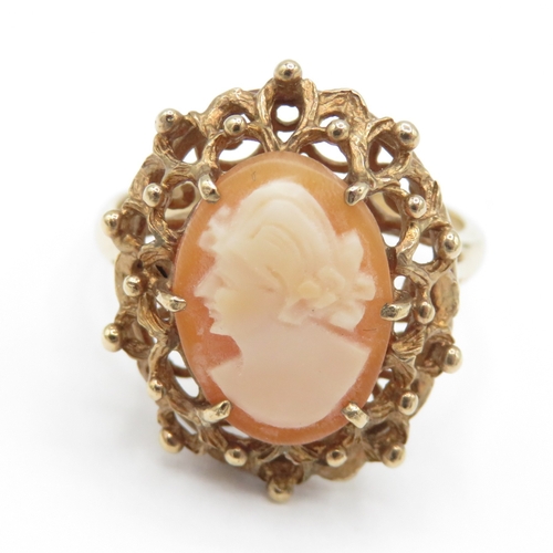 6 - 9ct gold cameo ring (3.2g) Size L