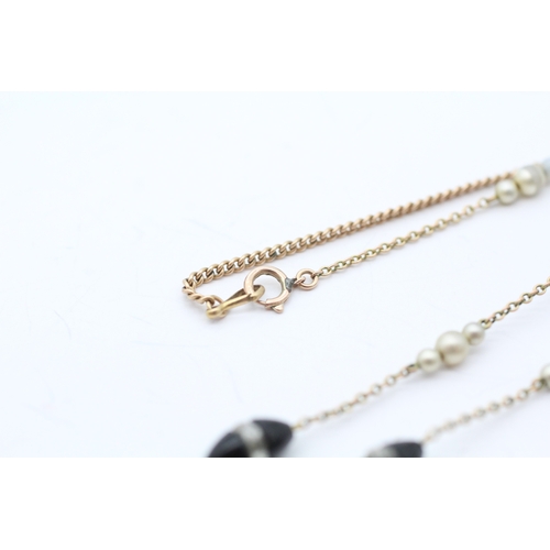39 - Antique 9ct gold faux pearl, onyx and glass station necklace (4.4g)