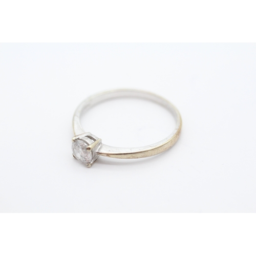 60 - 9ct white gold diamond solitaire ring (2.4g) - as found Size U
