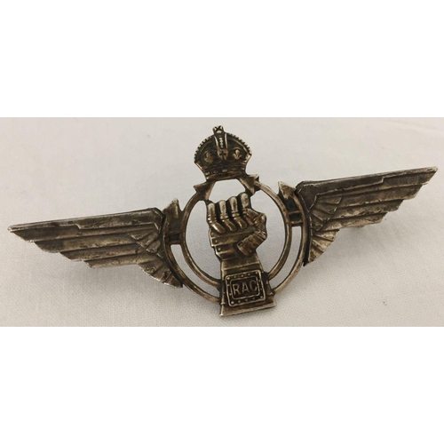 63 - A WWII style Royal Armoured Corps unofficial 6th Airborne Brigade cap badge.  Approx. 7.5cm long