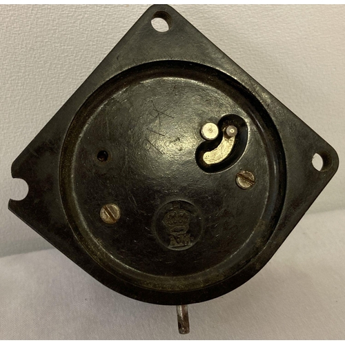 197 - A WWII Air Ministry aircraft 8 day clock MKII D.  With Bakelite surround. Winder cover missing small... 