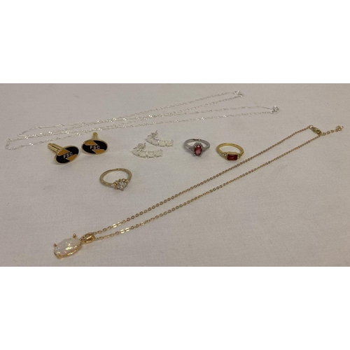 1095 - A small collection of modern costume jewellery to include opalite style drop earrings and necklace. ... 