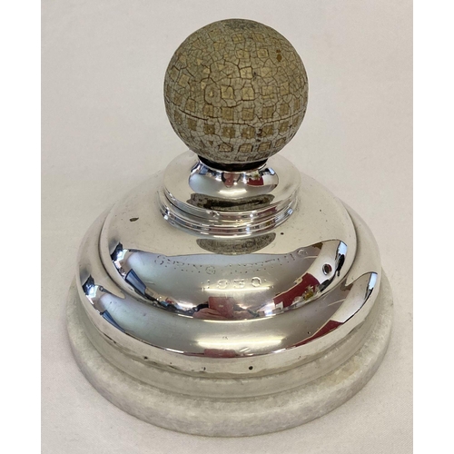 1119 - A vintage silver inkwell with golf ball finial and filled base. Lid hinge needs attention. Hallmarke... 