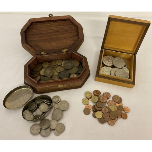 74 - A collection of vintage British and foreign coins to include commemorative crowns. Sovereign heads o... 