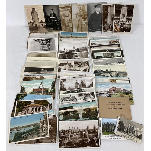 369 - Approx. 130 assorted Edwardian and Vintage postcards together with 5 card books/folders. Cards to in... 