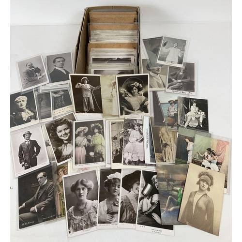 385 - Ex Dealers stock - 200+ assorted vintage postcards to include Royalty & actors/actresses. Lot also i... 