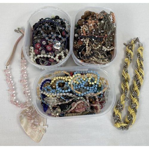 232 - 3 tubs of vintage and modern costume jewellery necklaces in varying conditions.