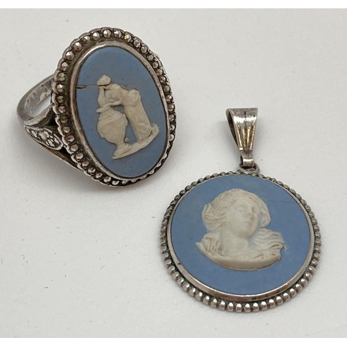 80 - 2 pieces of vintage silver jewellery set with blue Wedgwood Jasper ceramic plaques . A ring set with... 