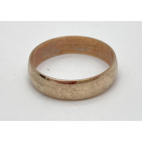 91 - A 9ct gold plain wedding band. Ring size P½, total weight approx. 2.5g. Full hallmarks to inside of ... 