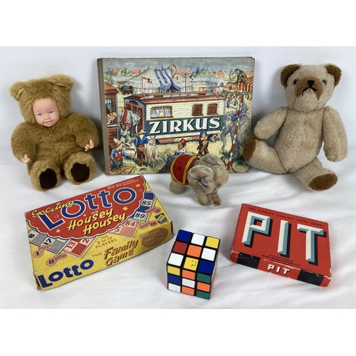 1234 - A small collection of vintage toys & games and a German 