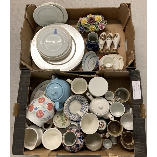 1150 - 2 boxes of vintage and modern ceramics. To include Aynsley posy bowl, Wedgewood vase, Royal Alma dis... 