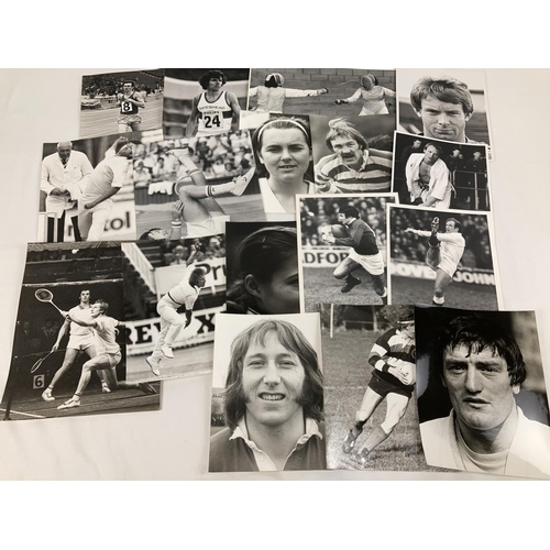 1221 - A large collection of Eamonn McCabe 1970's studio photographs of sports personalities. Many stamped ... 