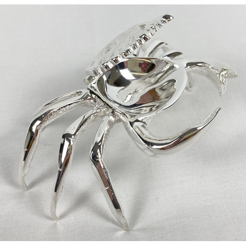 1079 - A modern silver plated crab shaped trinket/stamp box, with hinged lid. Approx. 4.5cm tall x 12cm lon... 