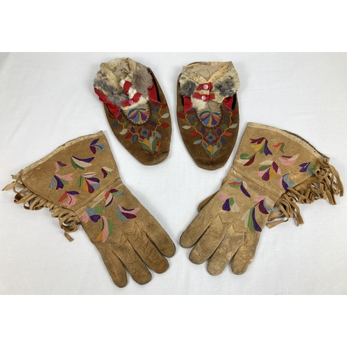 1338 - A pair of vintage handmade Inuit deerskin leather gloves and moccasin style slippers/shoes with hand...