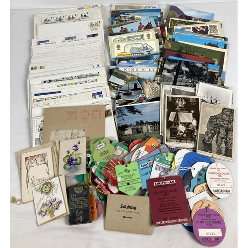 162 - A box of assorted vintage ephemera to include postcards, First Day Covers, Greetings cards and horse... 