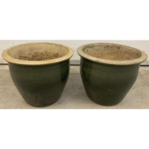 1407 - 2 large green glazed ceramic garden planters. Approx. 31cm tall x 38cm diameter.