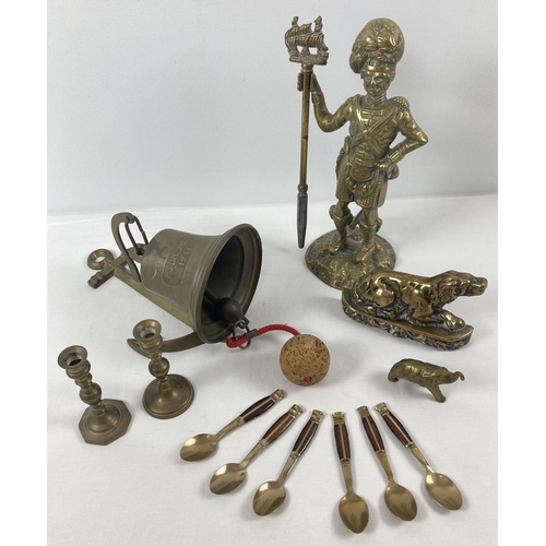 1238 - A collection of assorted vintage brassware items. To include wall hanging Naval bell marked 'M S Bre... 