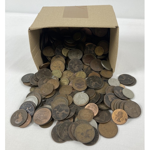 1227 - A box containing over 3kg of assorted antique & vintage British coins.