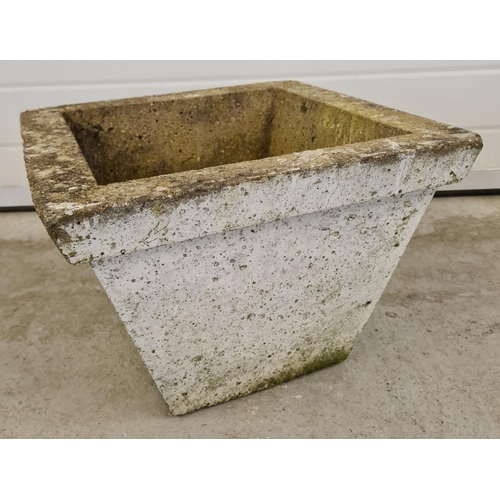 1427 - A concrete square shaped garden planter, approx. 30cm tall x 40.5cm wide.