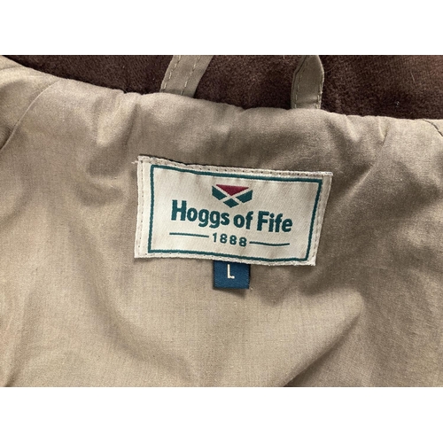 67 - A men's green tweed field jacket by Hoggs of Fife. Front zip and press stud fastening. 4 front pocke... 