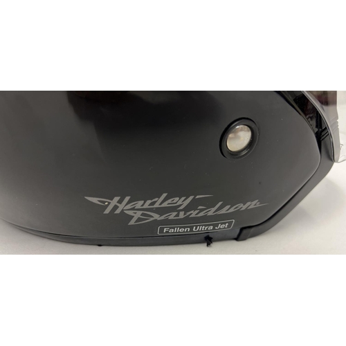 172 - A Harley Davidson Dot 'Fallen Ultra Jet' motorcycle helmet with visor. Size L. In very good conditio... 