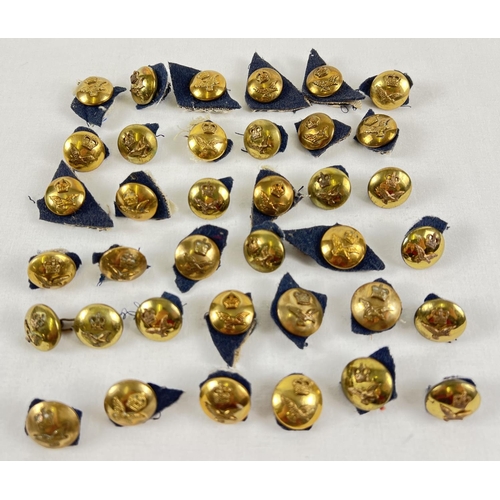 236 - 37 assorted vintage Royal Air Force RAF brass buttons, in different sizes. To include examples by Ga... 