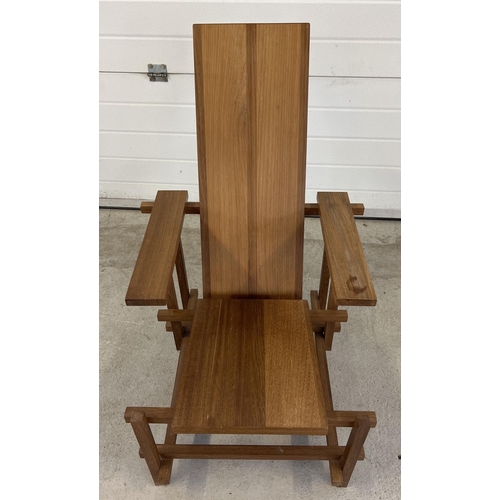 1315 - A smaller/child's replica of a Gerrit Reitvelds (Dutch designer/Architect) iconic Art Deco chair. Ma... 