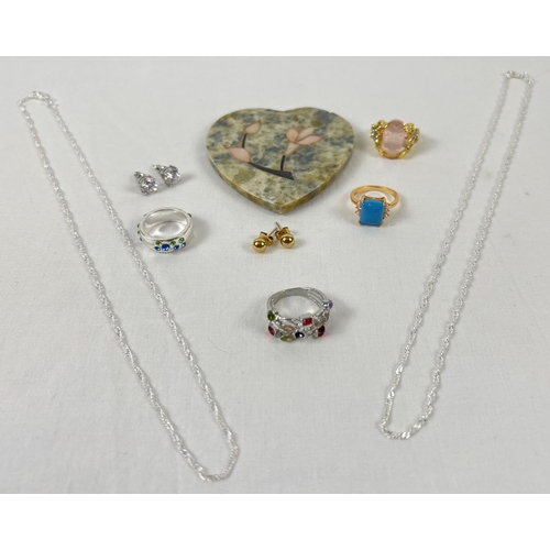 1018 - A small collection of modern costume jewellery, some pieces stamped 925. To include stone set rings ... 