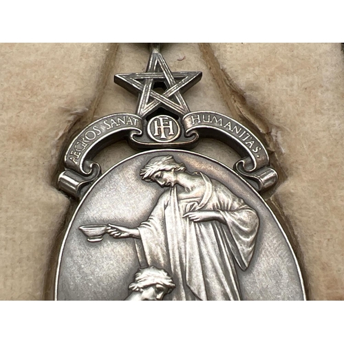 1126 - A boxed vintage silver Masonic Hospital members breast jewel, engraved to reverse. Hallmarked London... 