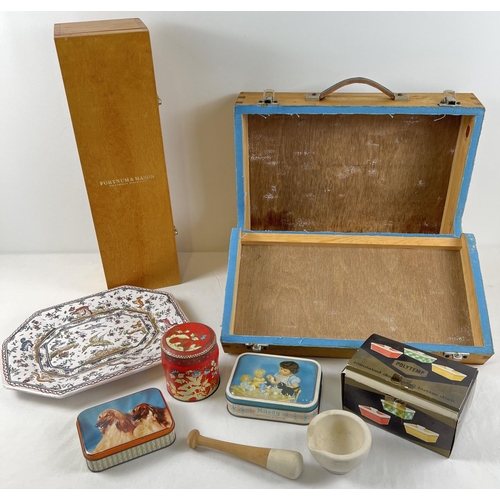 1263 - A collection of assorted vintage items to include wooden boxes, toffee tins and pestle & mortar.