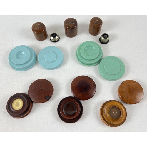 1119 - A collection of 8 vintage treen and Bakelite watchmakers oil pots and 