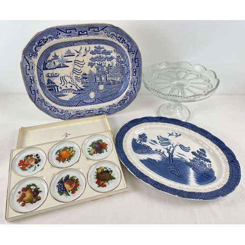 1172 - 2 large vintage blue & white ceramic meat plates, to include Booth's 