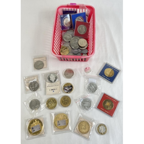 9 - A collection of assorted coins and medallions, to include commemorative crowns, novelty coins, Winds... 