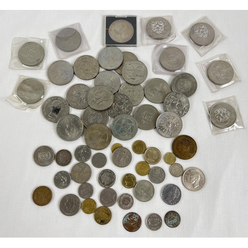 33 - A collection of vintage and antique British and foreign coins and commemorative crowns. To include J... 