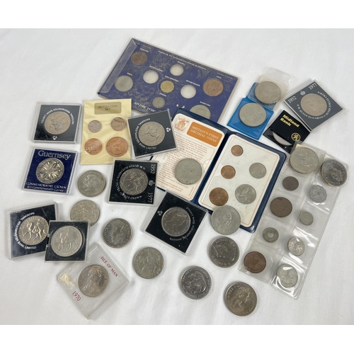 41 - A collection of British vintage, decimal and commemorative coins. To include Britain's First Decimal... 