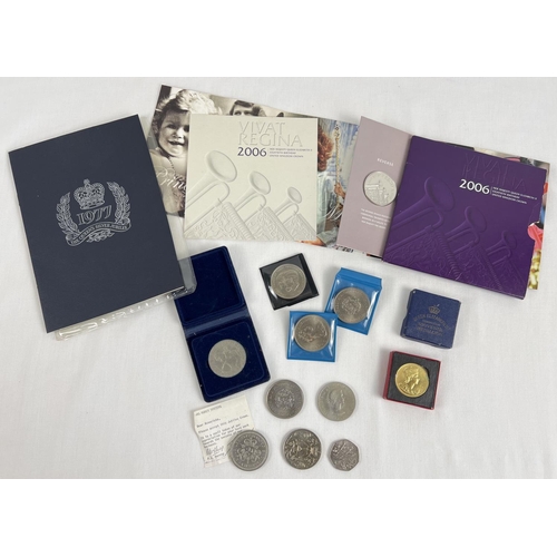 43 - A collection of British commemorative crowns, stamps and medallions. To include blister packed 2006 ... 