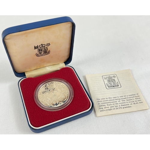 54 - A 1977 silver proof The Queen's Silver Jubilee Commemorative Crown. In original plastic protection c... 