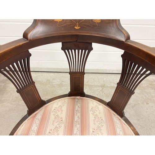 1378 - A Victorian dark wood corner chair with inlaid detail to back and fanned spindle design. 4 cabriole ... 