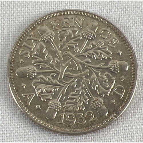 1179 - A George V 1932 uncirculated and lustred sixpence coin.